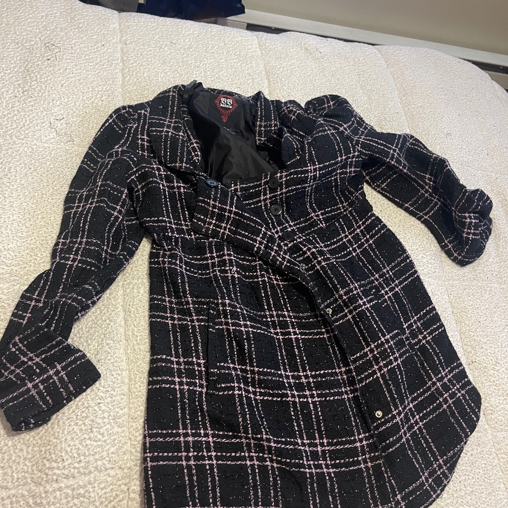 Light weight coat